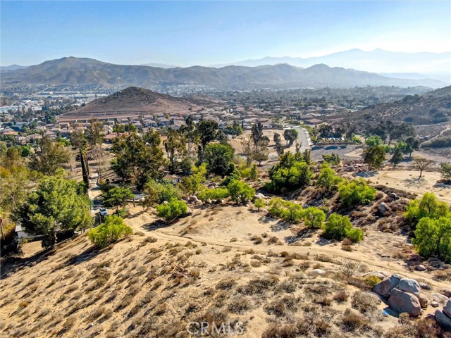 12193 Raley Drive, Riverside, California 92505, 8 Bedrooms Bedrooms, ,5 BathroomsBathrooms,Residential,For Sale,12193 Raley Drive,CROC24056889