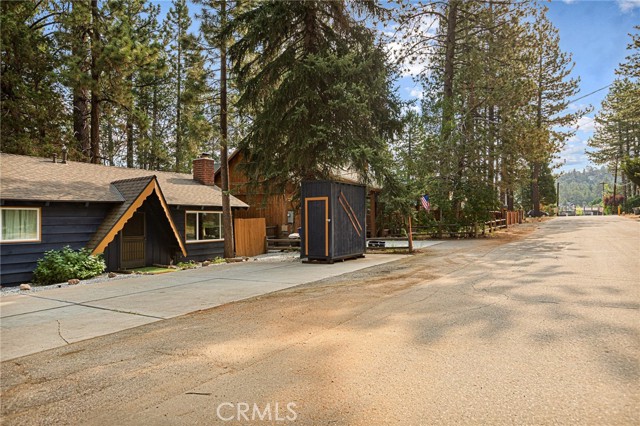 Detail Gallery Image 4 of 33 For 42744 La Placida, Big Bear Lake,  CA 92315 - 2 Beds | 1 Baths