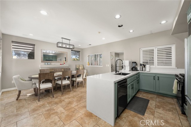 Detail Gallery Image 11 of 44 For 14171 Shoreline Dr, Chino Hills,  CA 91709 - 3 Beds | 2/1 Baths