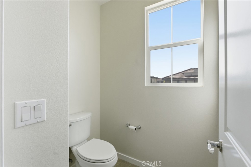 MLS #OC25234656 image #30