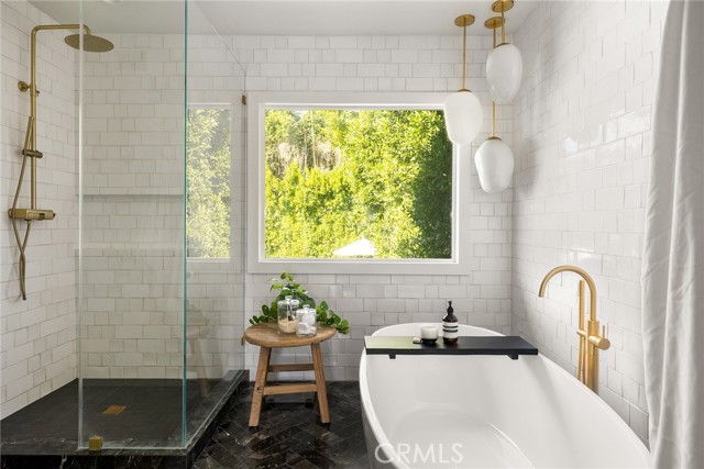 Detail Gallery Image 29 of 50 For 5115 Los Feliz Bld, Los Angeles,  CA 90027 - 4 Beds | 4/1 Baths