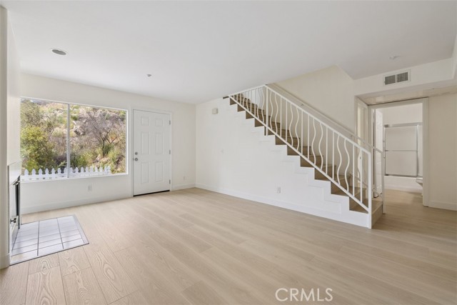 3709 Las Flores Canyon Road, Malibu CA: https://media.crmls.org/medias/3d1fd285-f289-4054-93a3-7407d907c23e.jpg