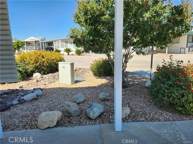 Detail Gallery Image 14 of 21 For 1295 S Cawston Ave, Hemet,  CA 92545 - – Beds | – Baths