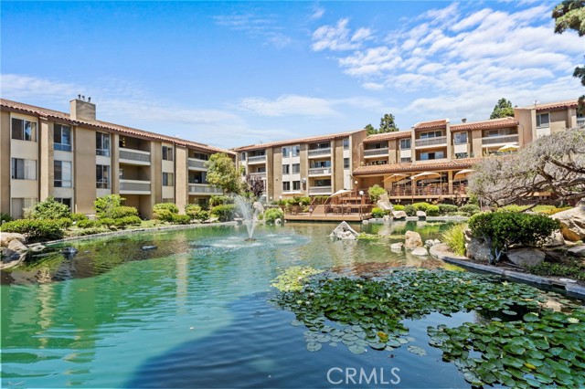 Detail Gallery Image 18 of 27 For 1885 Diamond Street #2-234,  San Diego,  CA 92109 - 2 Beds | 2 Baths