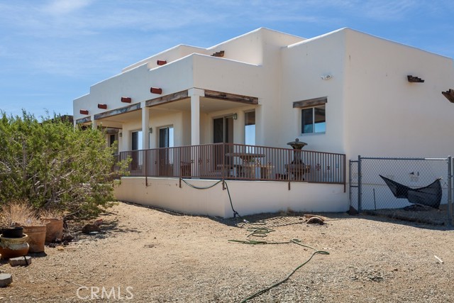 10555 Cima Mesa Road, Juniper Hills CA: https://media.crmls.org/medias/3d2076af-dca3-4a9c-9ae4-3344ade48021.jpg