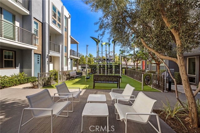 Detail Gallery Image 55 of 67 For 162 Placemark, Irvine,  CA 92614 - 3 Beds | 3/1 Baths