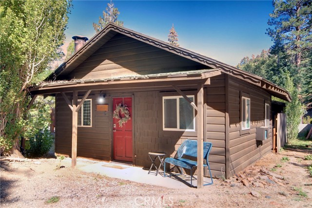 986 Cameron Drive, Big Bear Lake, California 92315, 4 Bedrooms Bedrooms, ,1 BathroomBathrooms,Residential,For Sale,986 Cameron Drive,CRPW23007807