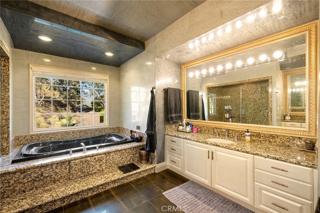 MLS #GD25268894 image #30