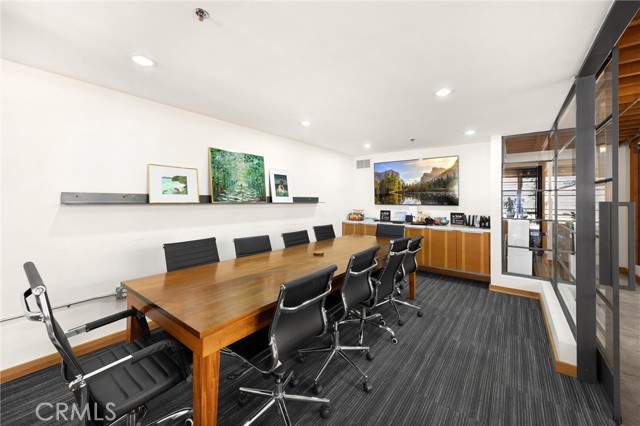 Image 11 of 47 For 425 4th Street E