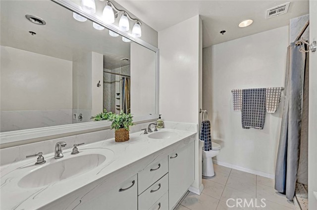 Detail Gallery Image 15 of 33 For 525 E Seaside Way #1504,  Long Beach,  CA 90802 - 2 Beds | 2 Baths