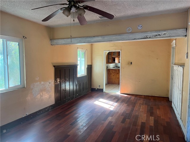 Detail Gallery Image 2 of 8 For 3716 Flora Ave, Los Angeles,  CA 90031 - – Beds | – Baths