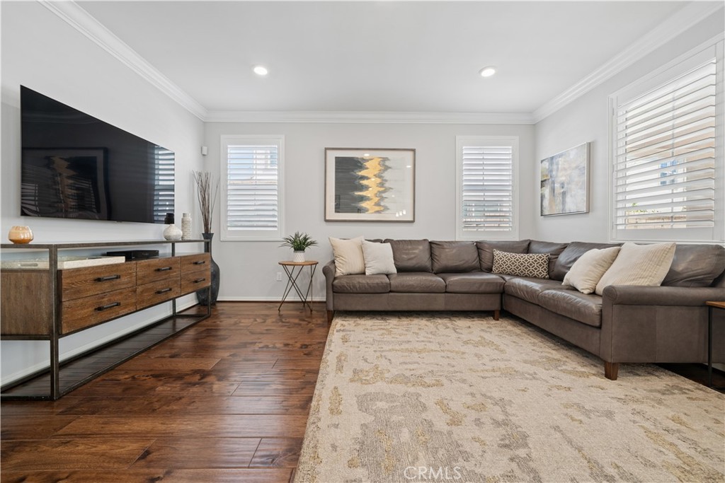 https://media.crmls.org/medias/3d23c158-cb6f-4b75-8163-5a79cc9f21c0.jpg?preset=X-Large
