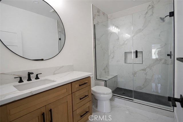 Detail Gallery Image 11 of 52 For 1307 Greenwood Ave, Torrance,  CA 90503 - 6 Beds | 5/1 Baths