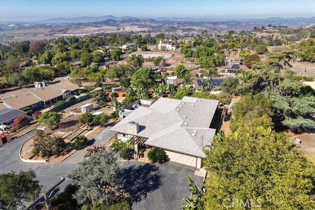 Detail Gallery Image 5 of 51 For 2995 Blackwell, Vista,  CA 92084 - 3 Beds | 2 Baths