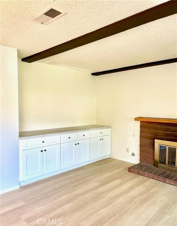 Detail Gallery Image 14 of 19 For 14111 Chagall Ave, Irvine,  CA 92606 - 4 Beds | 2/1 Baths
