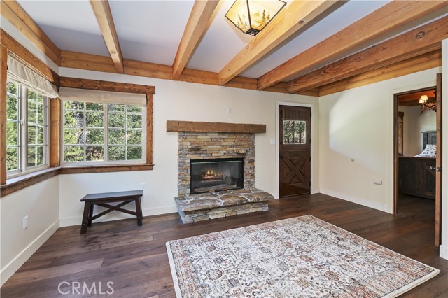 1212 S Minton Avenue, Big Bear City CA: https://media.crmls.org/medias/3d265493-b844-46fe-9a46-556fd6be97ef.jpg