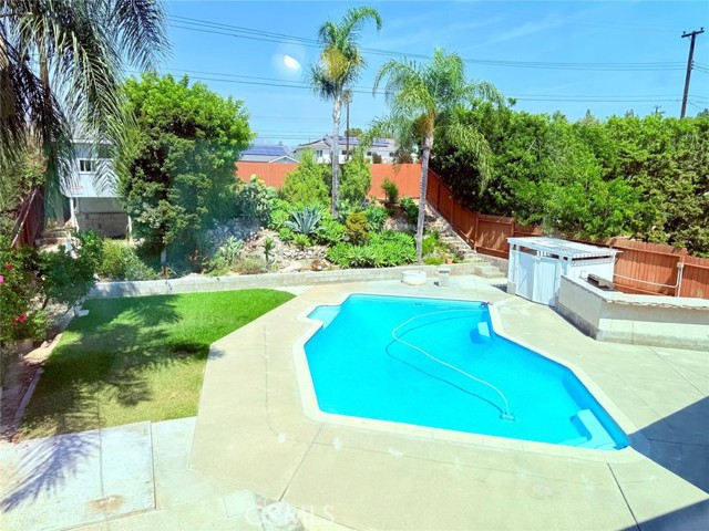 24811 Calle El Toro Grande, Lake Forest CA: https://media.crmls.org/medias/3d273920-d113-4862-8b60-9481e906cf7a.jpg