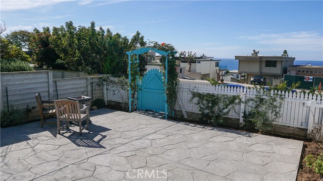32012 Coast, Laguna Beach CA: https://media.crmls.org/medias/3d276080-d94a-4011-9c03-111d46a5217d.jpg