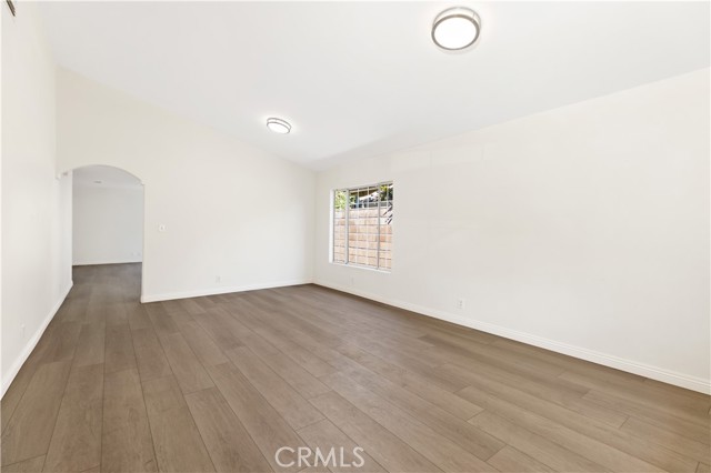 Detail Gallery Image 12 of 33 For 823 E 3rd St, Pomona,  CA 91766 - 4 Beds | 2 Baths