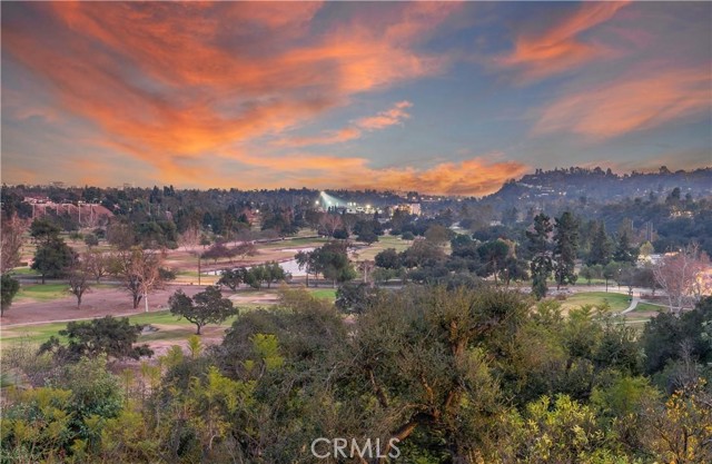 1812 Linda Vista Avenue, Pasadena CA: https://media.crmls.org/medias/3d27e2e4-73a9-4260-9234-75105470951e.jpg