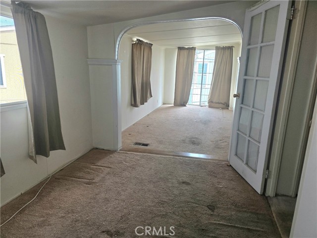 6257 E Golden Sands Drive, Long Beach CA: https://media.crmls.org/medias/3d27e3df-1100-4092-9589-0c454c422383.jpg