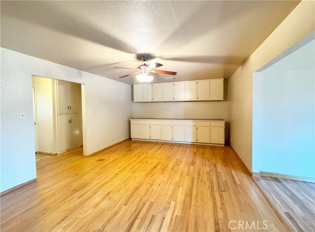 1041 Golden Gate Avenue, Dos Palos CA: https://media.crmls.org/medias/3d27fda8-5892-4232-a468-b48effb3e4eb.jpg