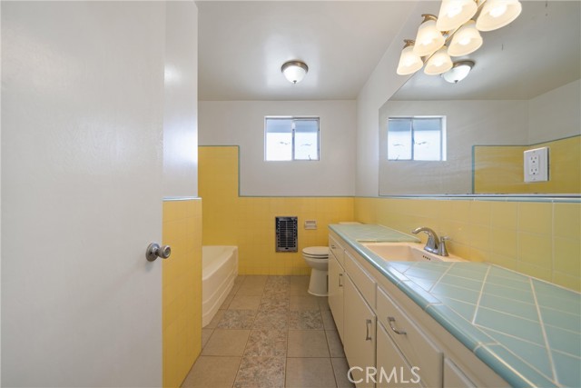 Detail Gallery Image 20 of 31 For 44448 3rd St, Lancaster,  CA 93535 - 4 Beds | 2 Baths