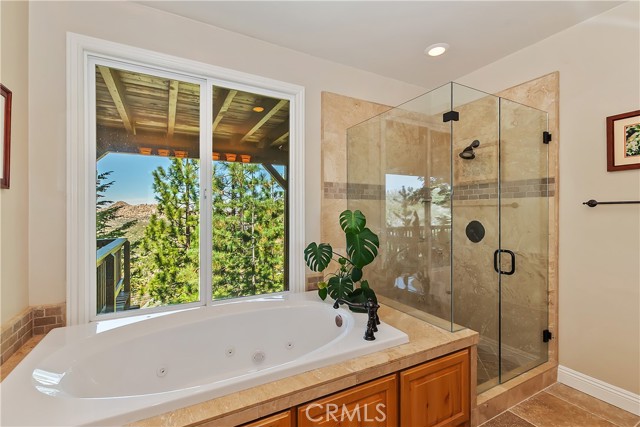 1119 Brentwood Drive, Lake Arrowhead CA: https://media.crmls.org/medias/3d2876ef-e4ca-4358-8fa0-aebedf470d6b.jpg