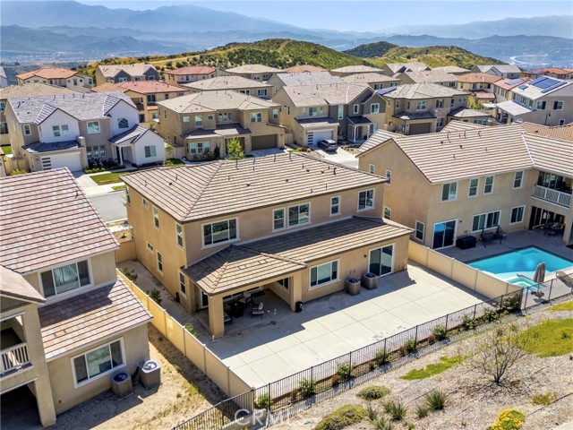 Detail Gallery Image 59 of 75 For 17721 Ridgeline Ct, Saugus,  CA 91350 - 4 Beds | 4 Baths