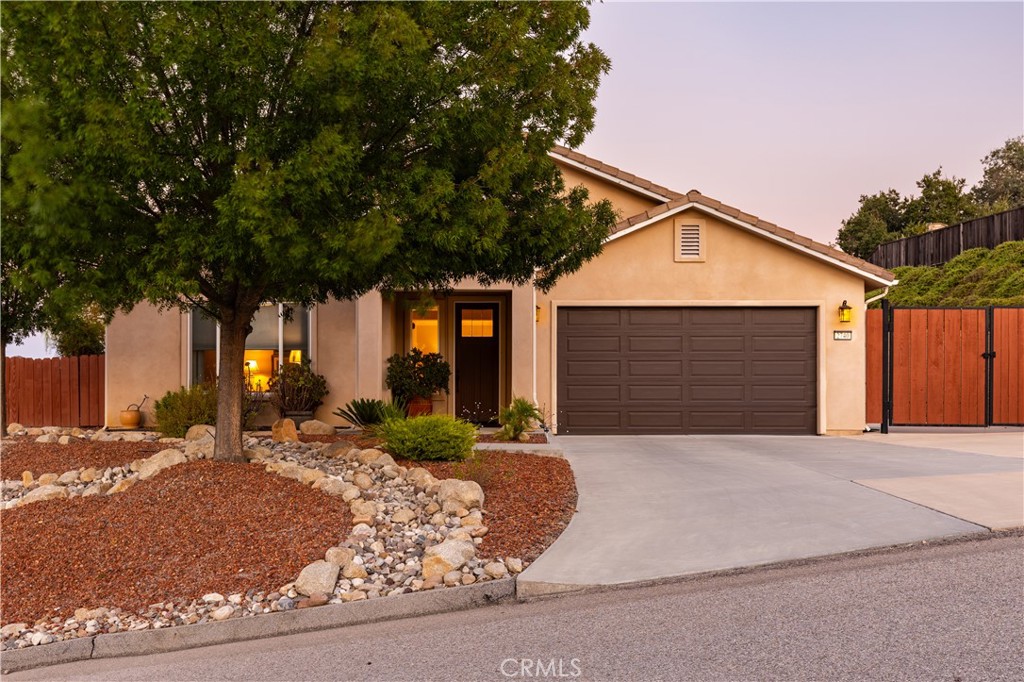 2740 Edgewood Court