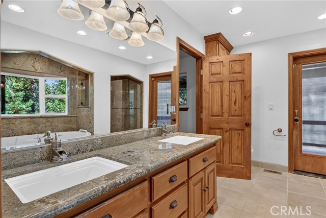 279 S Cumberland, Lake Arrowhead, CA 92352