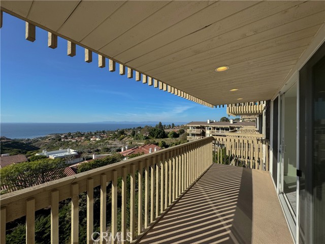 Detail Gallery Image 17 of 17 For 6542 Ocean Crest Dr #C204,  Rancho Palos Verdes,  CA 90275 - 2 Beds | 2 Baths