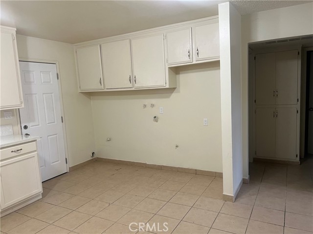 Detail Gallery Image 7 of 41 For 1026 Flower St, Bakersfield,  CA 93305 - – Beds | – Baths