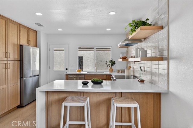 Detail Gallery Image 7 of 22 For 13972 Chelmsford, Westminster,  CA 92683 - 2 Beds | 1 Baths