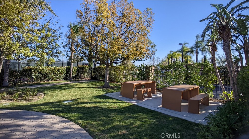 https://media.crmls.org/medias/3d2d479f-9150-427d-986d-c4641c3306df.jpg?preset=X-Large