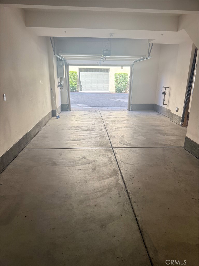 MLS #WS25248927 image #2