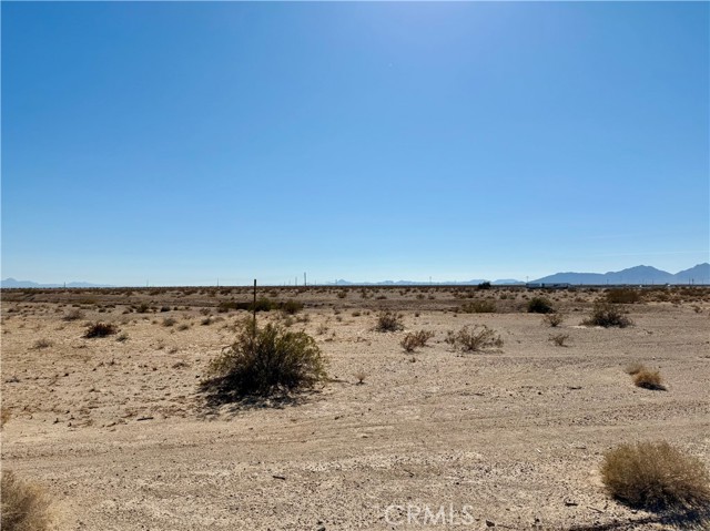 55 Acres. West Hobsonway, Blythe CA: https://media.crmls.org/medias/3d2e9c53-991e-4c14-9e09-e14b4d28efe5.jpg