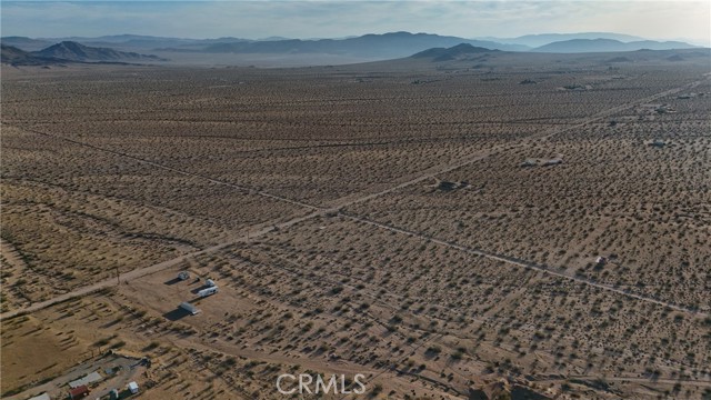 Detail Gallery Image 4 of 6 For 747 Joshua Tree Rd, Johnson Valley,  CA 92285 - – Beds | – Baths