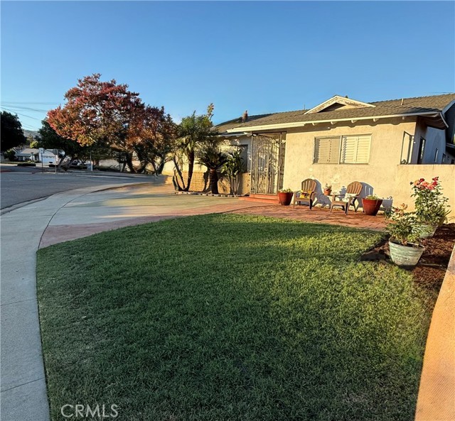 1301 3rd Street, La Verne CA: https://media.crmls.org/medias/3d2fdd43-c87f-402e-88cc-763293dbde2f.jpg