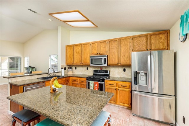 31369 Frans Hals Drive, Winchester CA: https://media.crmls.org/medias/3d3084b7-742e-41d4-8bcf-a9bd66da44f8.jpg