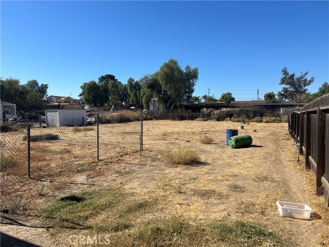 Detail Gallery Image 2 of 12 For 6421 Dana Ave, Jurupa Valley,  CA 91752 - 3 Beds | 1 Baths