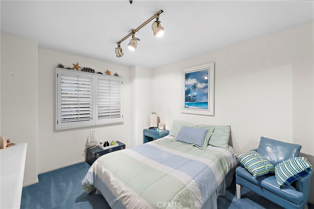 3d32f689 05cd 413e B2dc Fe381dd009e0