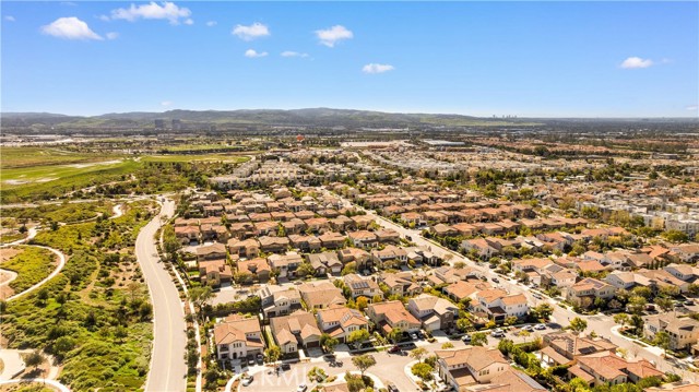 Detail Gallery Image 61 of 67 For 102 Derailer, Irvine,  CA 92618 - 4 Beds | 4/1 Baths