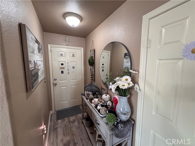 Detail Gallery Image 5 of 12 For 24985 Camino Del Norte, Barstow,  CA 92311 - 3 Beds | 2 Baths