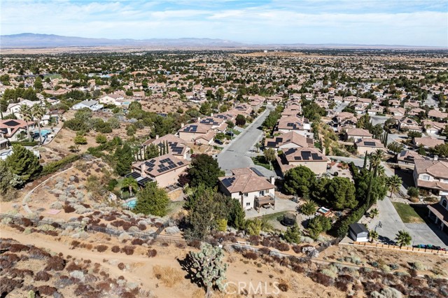 Detail Gallery Image 6 of 43 For 40200 Wyngate Ct, Palmdale,  CA 93551 - 5 Beds | 3 Baths