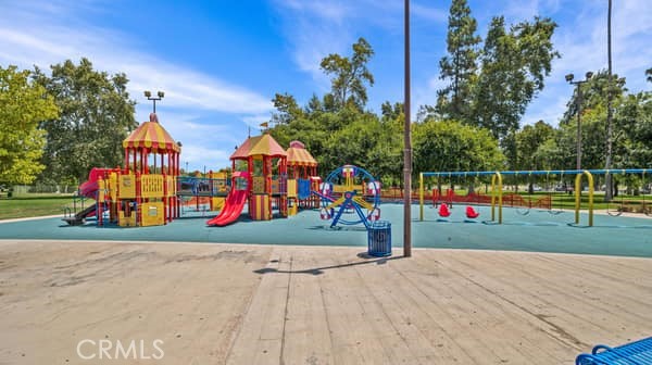 Detail Gallery Image 33 of 36 For 4665 La Paz Ln, Riverside,  CA 92501 - 4 Beds | 2 Baths