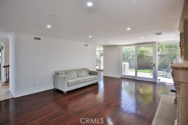 16802 Kamalii Drive, Huntington Beach CA: https://media.crmls.org/medias/3d33fa66-d875-4fe5-b06d-8ec7e0863e25.jpg