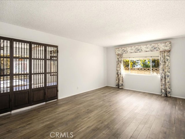 Detail Gallery Image 11 of 51 For 900 De Jur, Brea,  CA 92821 - 3 Beds | 2 Baths