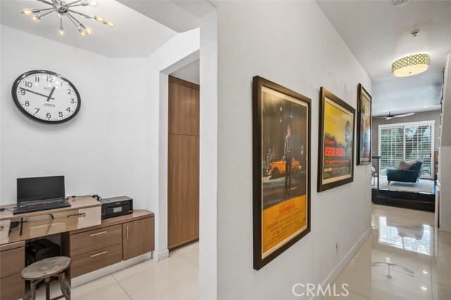 Detail Gallery Image 9 of 39 For 11445 Moorpark St #5,  Studio City,  CA 91602 - 2 Beds | 2/1 Baths