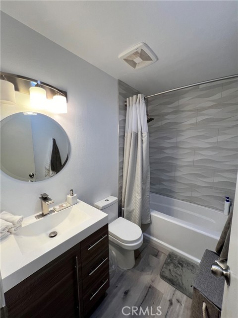 Detail Gallery Image 10 of 23 For 10331 Lindley Ave #120,  Porter Ranch,  CA 91326 - 3 Beds | 2 Baths